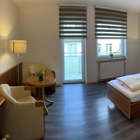 מרבורג Hotel Carle מראה חיצוני תמונה